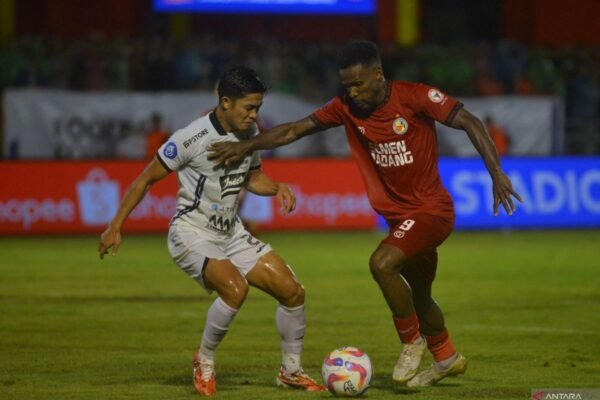 Persija Terdepak dari Empat Besar Usai Dikalahkan Semen Padang 0-2