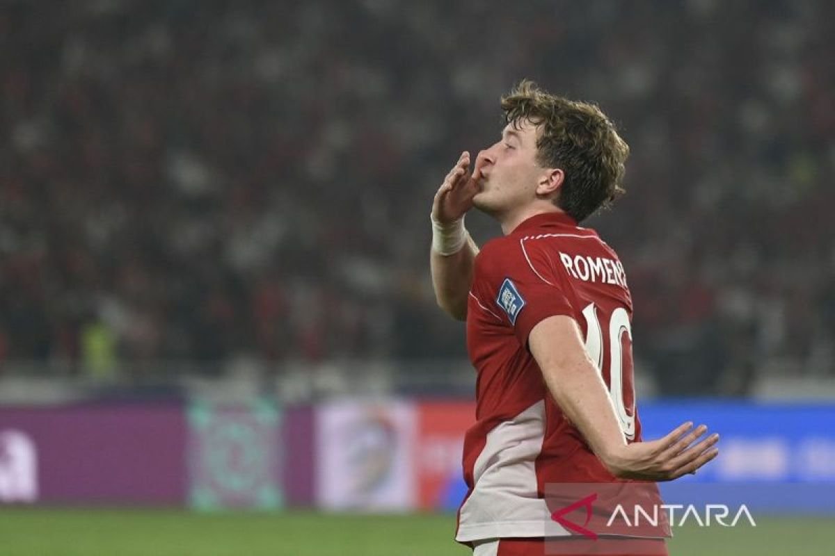 Penalti Ole Romeny Mengantarkan Indonesia Unggul atas China di Babak Pertama