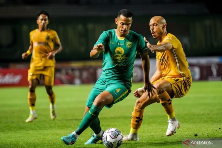 Persebaya Resmi Kenalkan Leo Lelis sebagai Pemain Asing ke-9