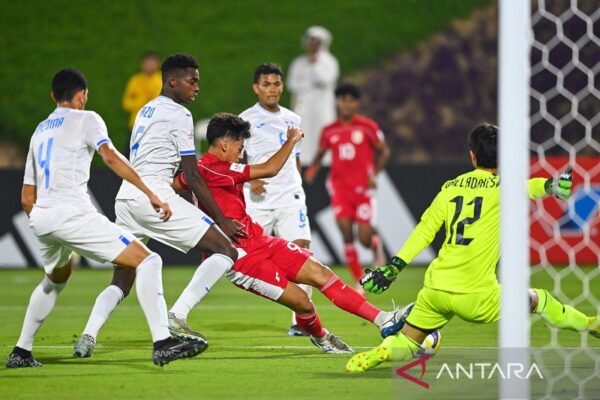 Timnas U17 Mencetak Sejarah: Erick Thohir Mengingatkan agar Tidak Berpuas Diri